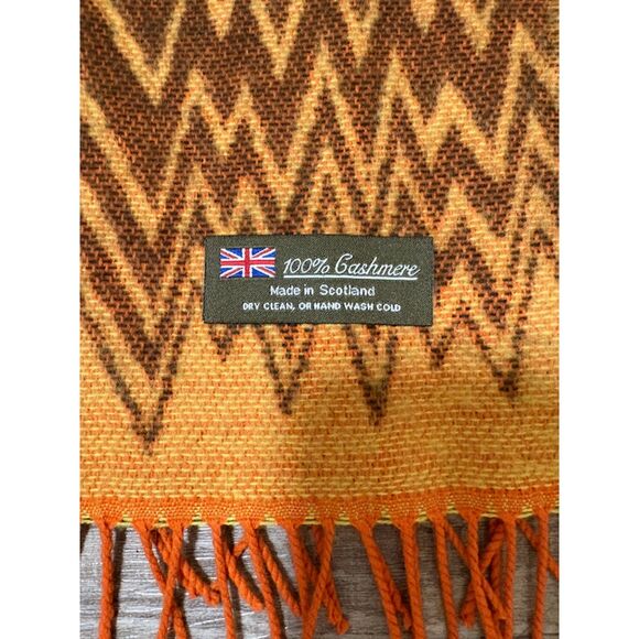 Made in Scotland 100% Cashmere Scarf Orange Green Red Chevron Fringe 64"x12" - Picture 2 of 7